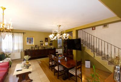 Vila Damaroaia – Spatiu, confort si locatie perfecta - 5