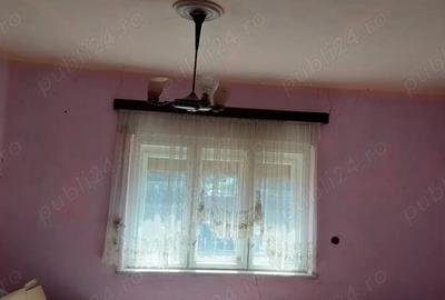Casă cu 3 camere cu Teren 1054 Mp în Ucuriș - 1