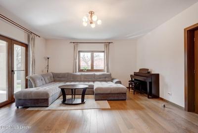 Vila Impresionanta in Tunari - Spatiu, Confort si Eleganta! - 1