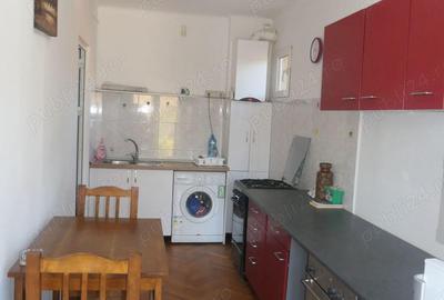 Apartament 2 camere la vila, mobilat, centrala termica proprie, centru - Podgoria, et. 1 - 4