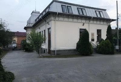 Imobil deosebit , ultracentral - de inchiriat ! - 2