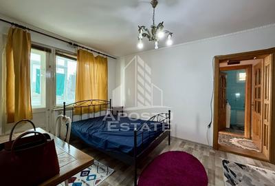 Apartament 2 camere, boxa in curte, centrala proprie, zona centrala - 3