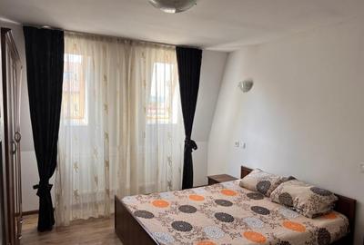 Apartame3 camere cu 2 baii, balcon cu factura