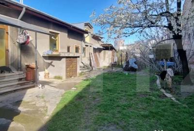 Casă cu 5 camere cu Teren 780 Mp în Democrației - 13