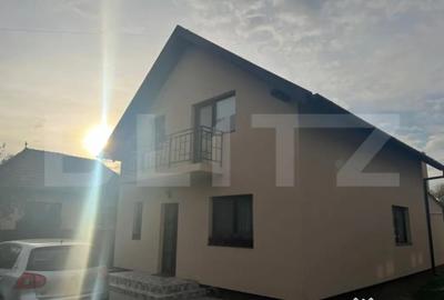 Casă cu 5 camere cu Teren 708 Mp în Central - 1