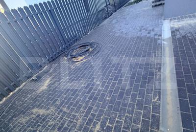 Casa de vanzare in Sanpetru teren 300 m2, suprafa? - 3