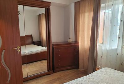 Apartament cu 2 camere decomandat în Teilor - 3