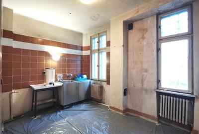 Vila renovata, ideala pentru clinici si birouri premium | Comision 0% - 13