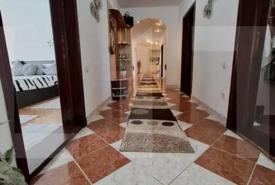 Casă cu 7 camere cu Teren 4600 Mp în Central - 13