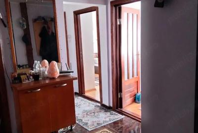 Apartament cu 3 camere decomandat în Mioriței - 4
