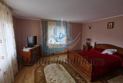 Casă individuală cu 5 camere cu Teren 660 Mp în Periferie - 3