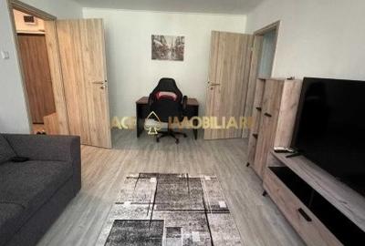 Apartament cu 2 camere semidecomandat, mobilat în Obor