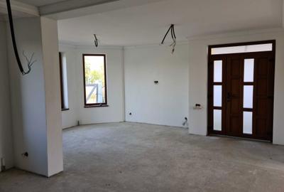 Casă cu 3 camere în Central - 5