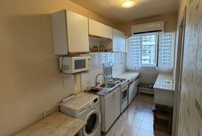 Apartament cu 2 camere decomandat în Nufărul - 8