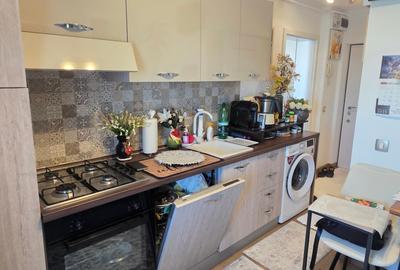 Militari, Iuliu Maniu, Politehnica 5 minute metrou - 43