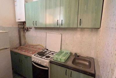 Garsonieră decomandată în Burdea - 2