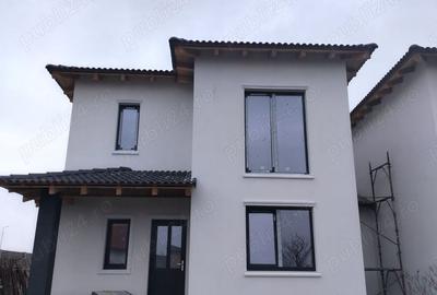 Casă cu 4 camere cu Teren 312 Mp în Central - 7