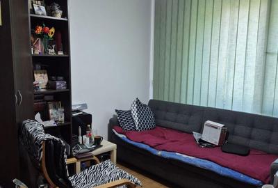 Apartament cu 3 camere decomandat, mobilat în Crângași - 9