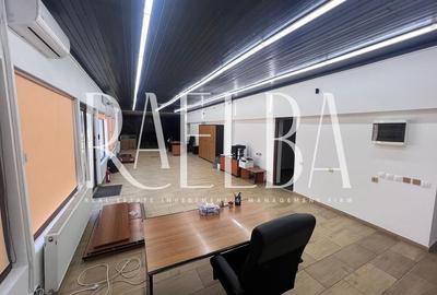Spațiu comercial, de 289 mp, în Central - 15