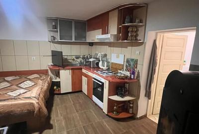 Casă cu 4 camere în Călugări - 8
