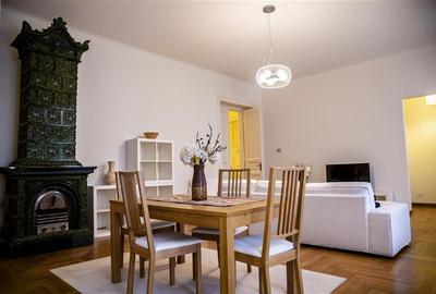 Apartament cu 3 camere semidecomandat, mobilat în Central - 3