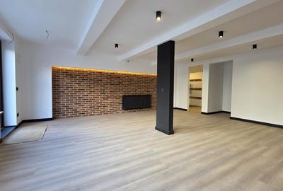 Spațiu comercial, de 50 mp, în Central - 2