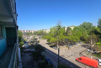 Apartament cu 3 camere decomandat în Drumul Taberei - 3
