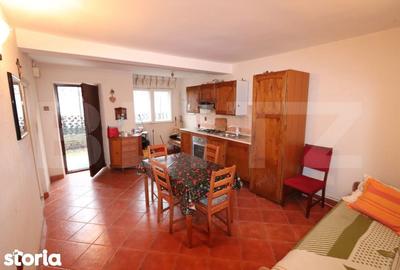 Casă cu 3 camere cu Teren 1783 Mp în Central - 9