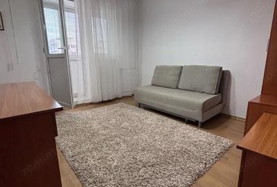 Apartament cu 3 camere semidecomandat în Dristor - 1