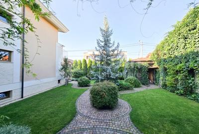 Casă individuală cu 10 camere cu Canalizare în Andrei Mureșanu - 3