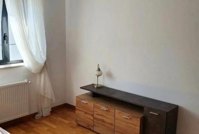 Proprietar inchiriez ap. 3 camere Dumbravi?a Kaufland - 1