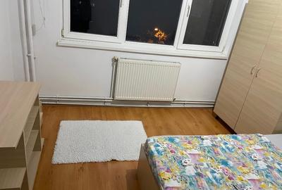 Proprietar, inchiriez apartament 3 camere - 2