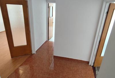 Apartament cu 3 camere decomandat în Unirii - 7