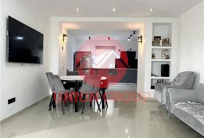 Spațiu comercial, de 500 mp, în Central - 13