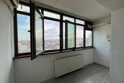 Garsonieră decomandată în Tătărași - 2