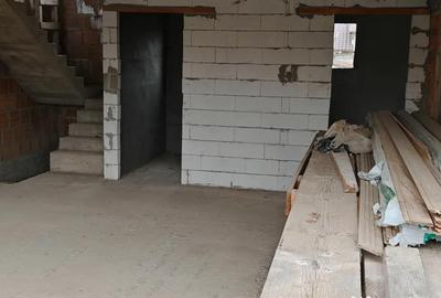 Casă cu 4 camere în Strejnicu - 2