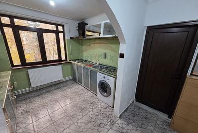 Garsoniera Scoala 7, Gara Garsoniera Scoala 7, Gara - 5