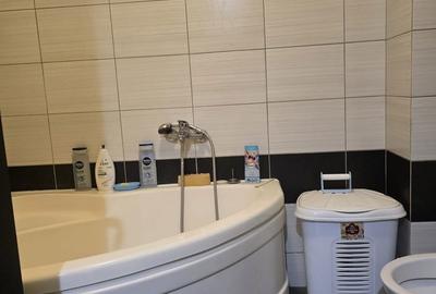 Apartament cu 2 camere decomandat în Roșu - 6