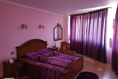 Casă cu 10 camere cu Teren 700 Mp în Obor - 8