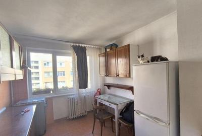 Tineretului, Tohani, ideal credit bancar - 2