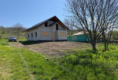 Casă cu 4 camere cu Teren 1450 Mp în Rediu - 7