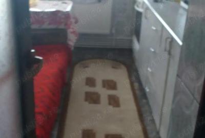 Apartament cu 2 camere decomandat în Micro 20