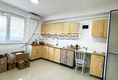 Spatiu comercial in bloc nou - 4