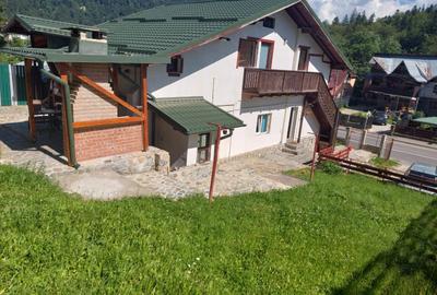 Casă cu 2 camere cu Teren 400 Mp în Central