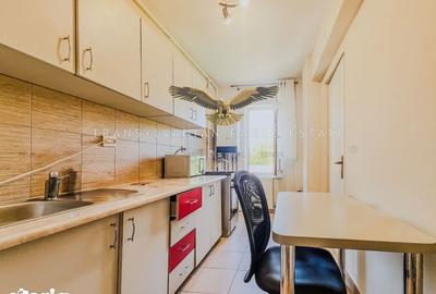 Garsonieră decomandată, mobilată în Plopilor - 3