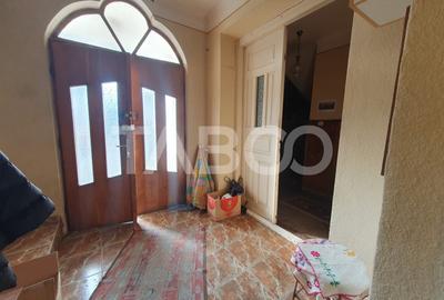 Casa 5 camere 374 mp utili + Anexa 75 mp in punctul 0 al Fagarasului - 8