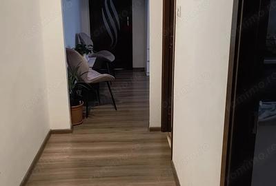 Apartament cu 3camere de vanzare - 4