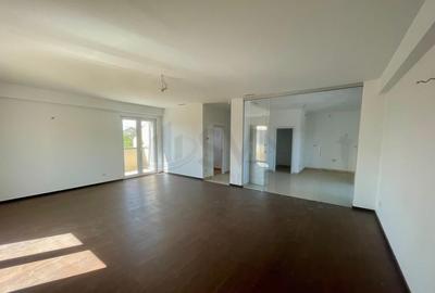 Penthouse de I Otopeni - 1