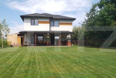 Casa de 175 mp, garaj, 850 mp de teren, Valea Lupului