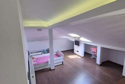 Apartament cu 3 camere în Decebal - 2